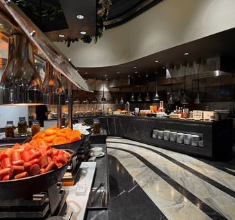 사이판 켄싱턴 호텔 조식 완벽 가이드: 파우파우 비치 뷰 아침식사 체험기